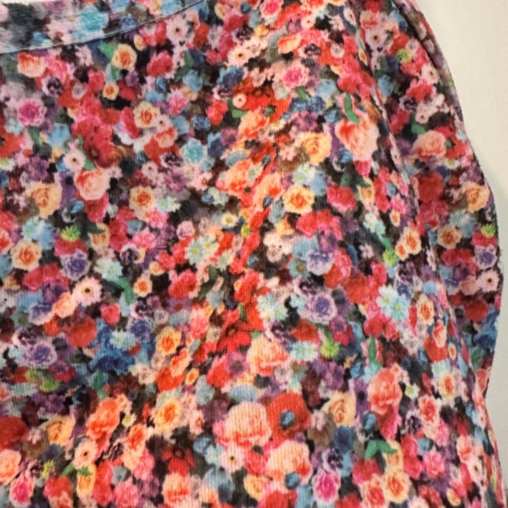 (P245) LULULEMON  Flow Y Bra IV Prism Petal Multi Sz 10 - Picture 2 of 3